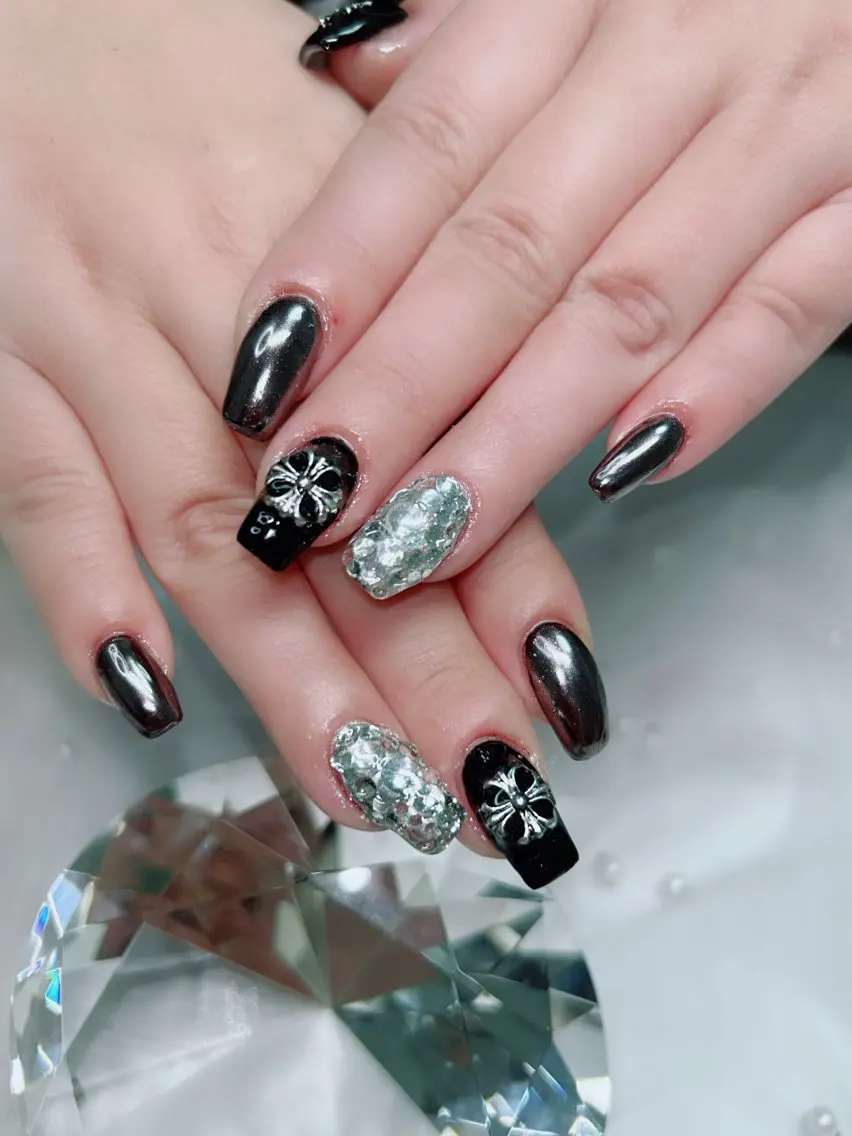 ネイル オーロラネイル ミラーネイル オフィスネイル ワンカラーネイル シンプルネイル ハンドネイル Cute Tips nailのネイルデザイン