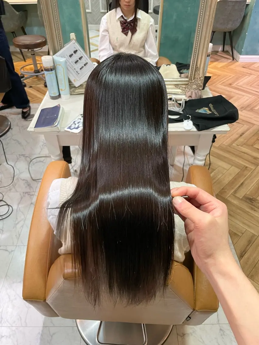 ロング 髪質改善 韓国風ヘア レイヤーカット 縮毛矯正 カット 縮毛矯正 トリートメント 美髪縮毛矯正🩶 髪質改善/Shinaのヘアスタイル