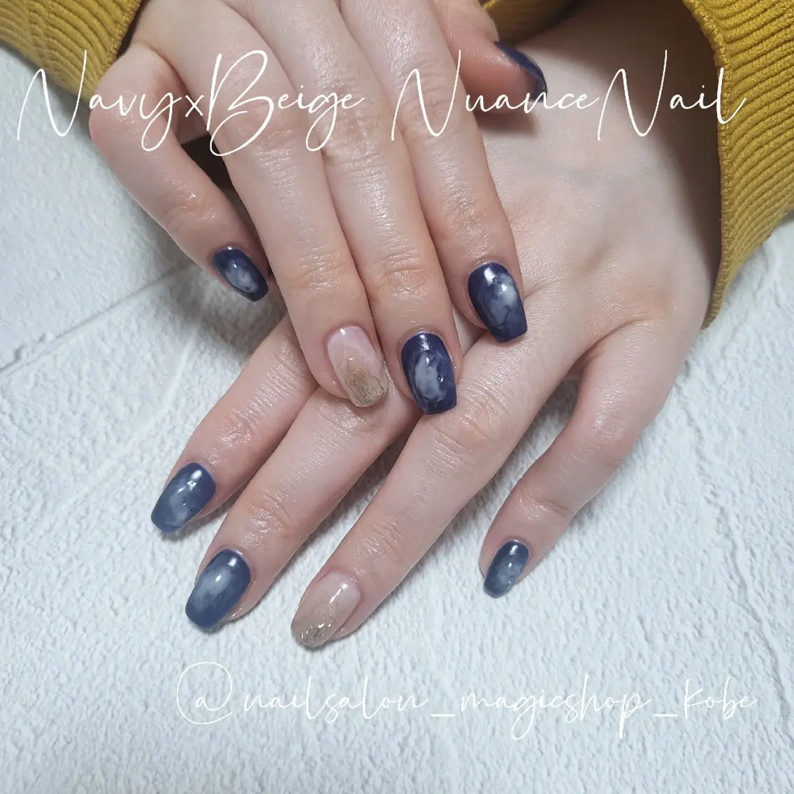 ネイル ジェルネイル ゴールド ミラーネイル ネイビー ニュアンスネイル ハンドネイル Nailsalon MagicShopのネイルデザイン