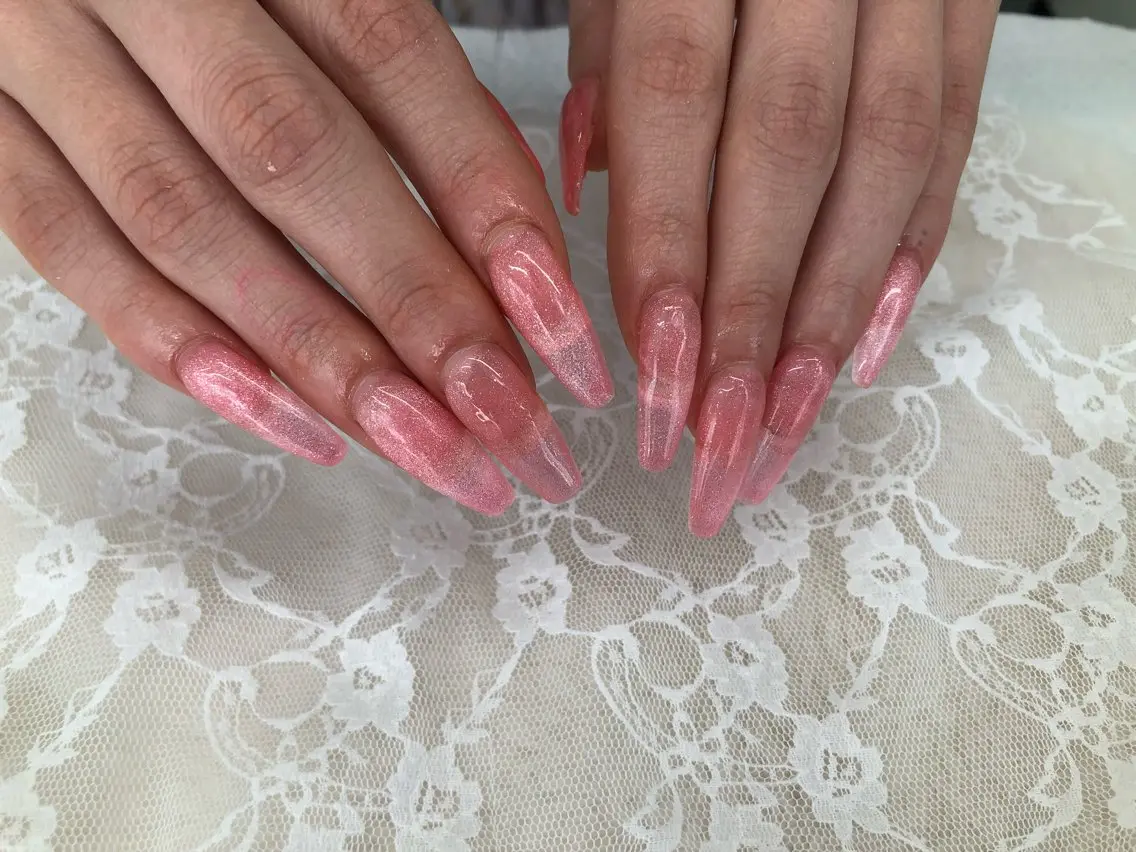 ネイル 長さ出し ピンク ハンドネイル ハンドケア 心斎橋Salon Epokkuのネイルデザイン
