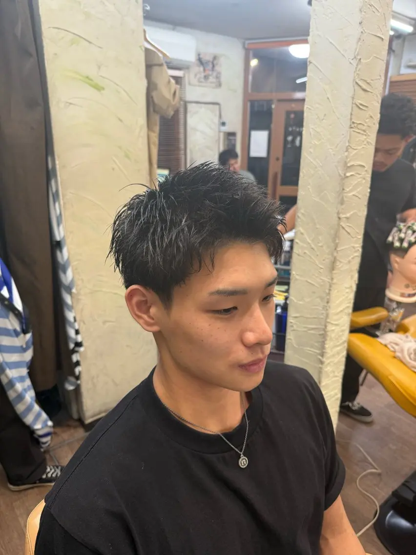 メンズ アップバング カット ヘアセット フルハタヒロト 六本木理容師のヘアスタイル