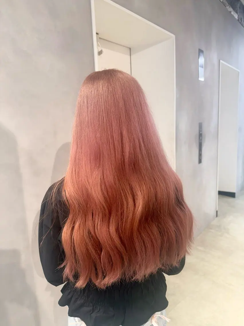 ロング カラー カット ヘアカラー ハイトーン/うる艶 🤍カラー Mioのヘアスタイル