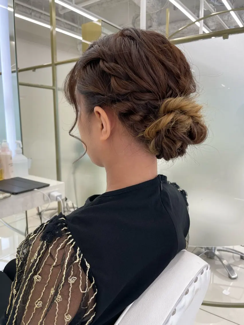 セミロング ヘアアレンジ CARELLY Rukaのマツエク・マツパデザイン