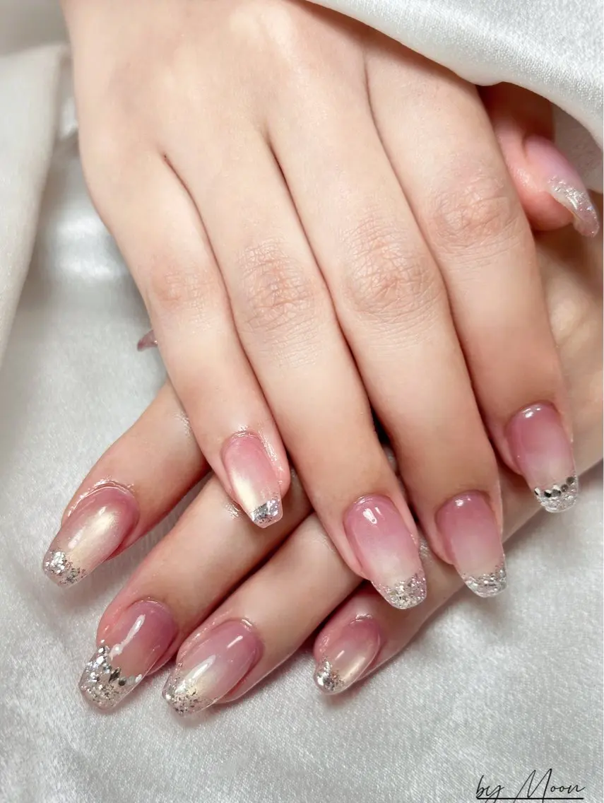 ネイル Moon Nailsのネイルデザイン