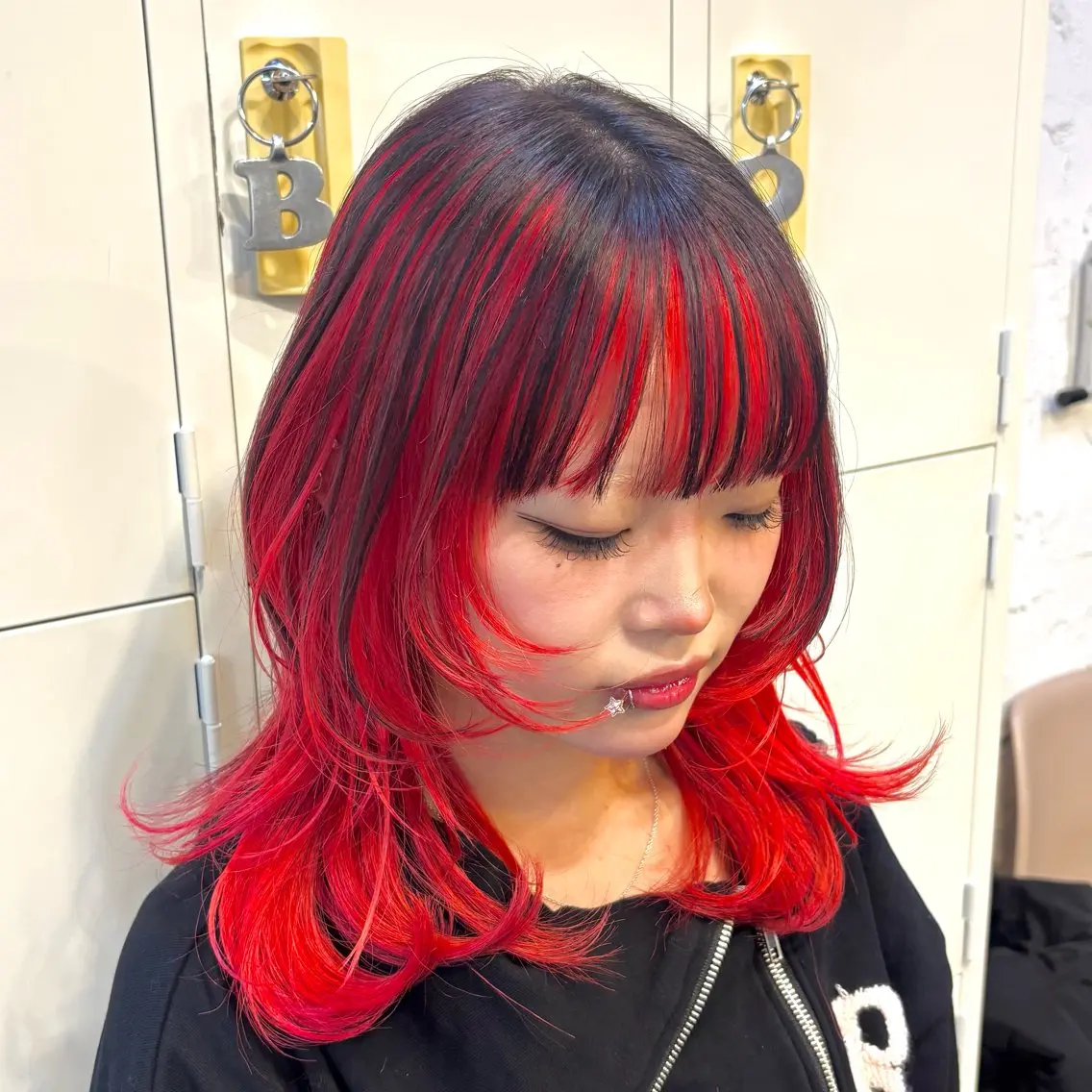 🉐デザインカラー🉐2ブリーチ+デザインカラー+2stepトリートメントの写真