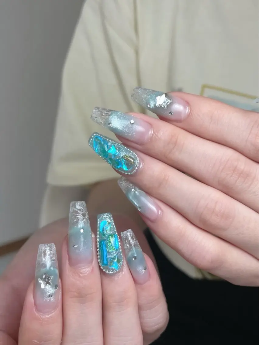 ネイル ハンドネイル VIREA Nail Salonのネイルデザイン