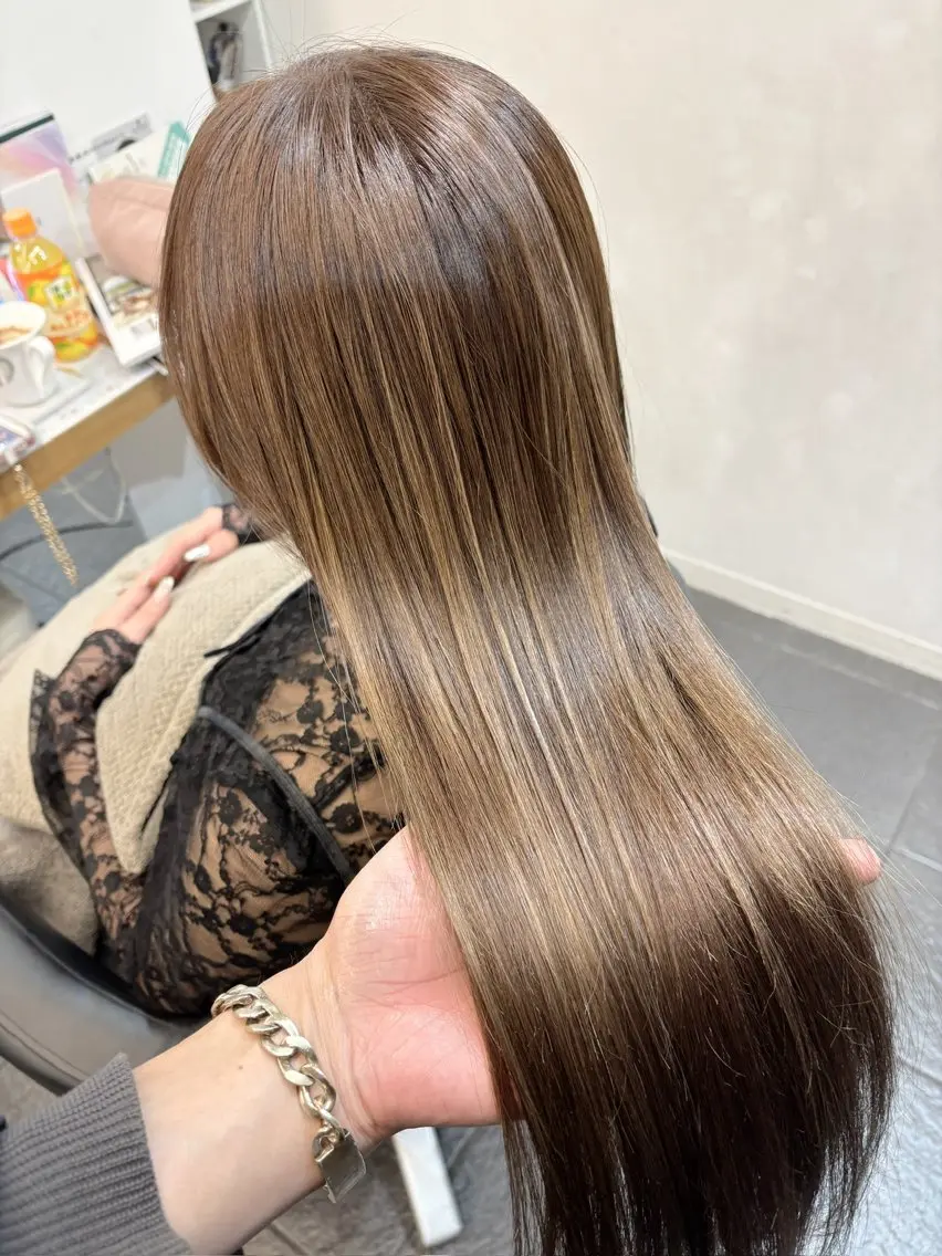 カラー ベージュカラー 透明感カラー ヘアカラー トリートメント ヘッドスパ グレージュ/髪質改善 Yamato.hのヘアスタイル
