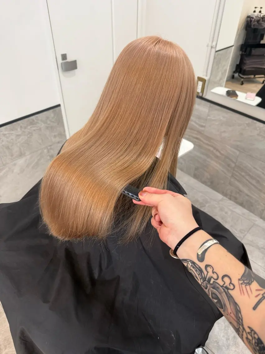 カラー ハイトーン✨髪質 改善🫧RYOのヘアスタイル