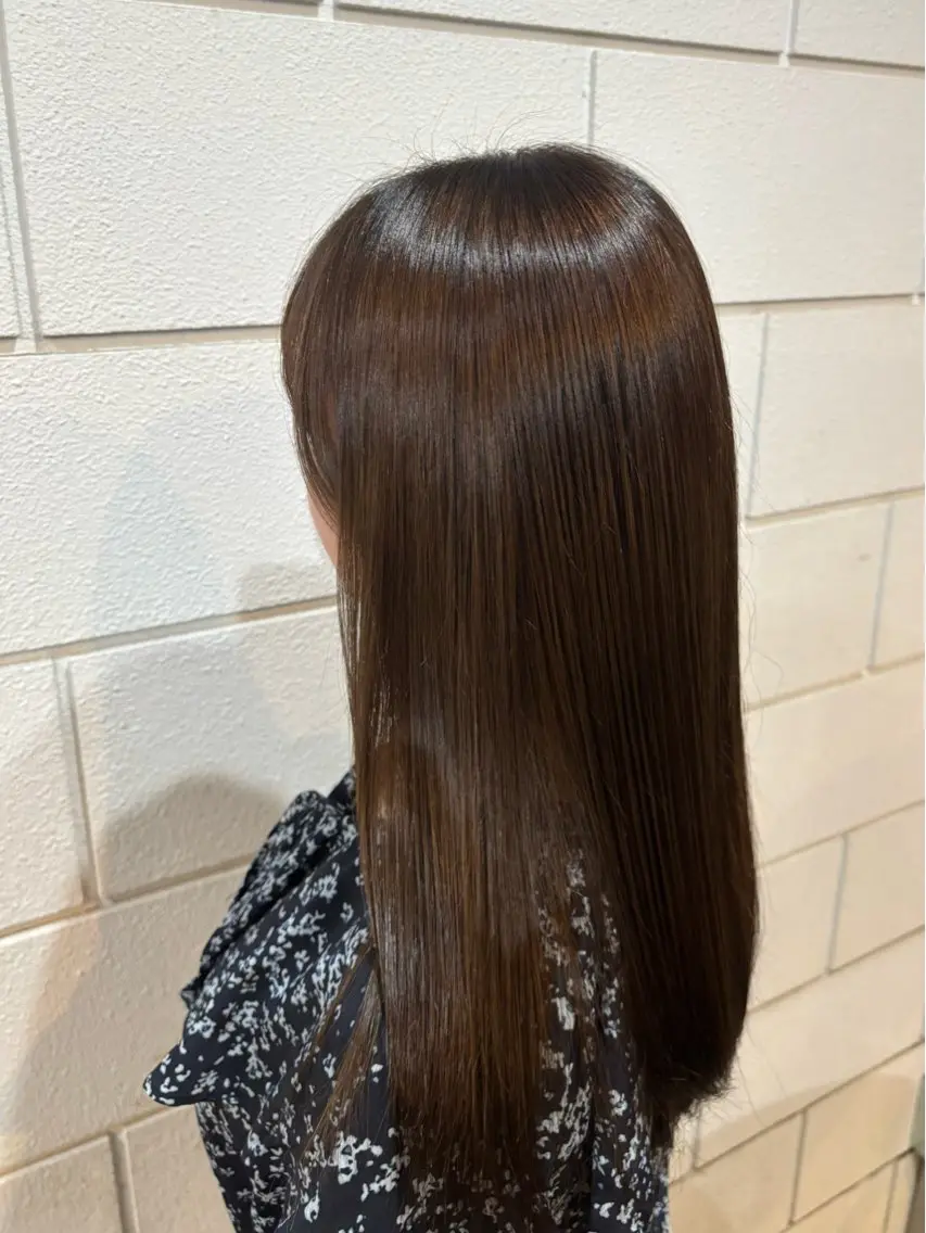 ロング カラー 平野 礼のヘアスタイル