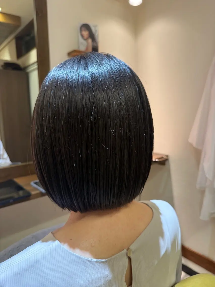 ショート 切りっぱなしボブ ボブ 木元 恵実のヘアスタイル
