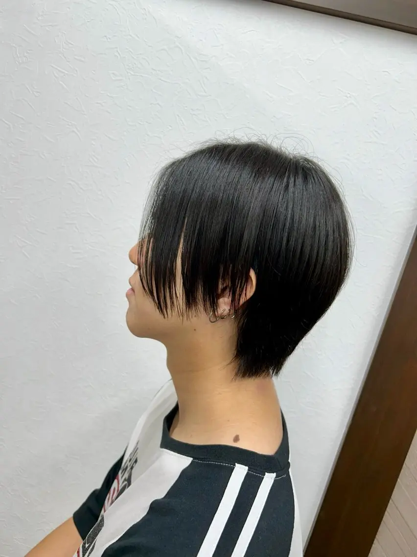 ショート 出河 拓のヘアスタイル