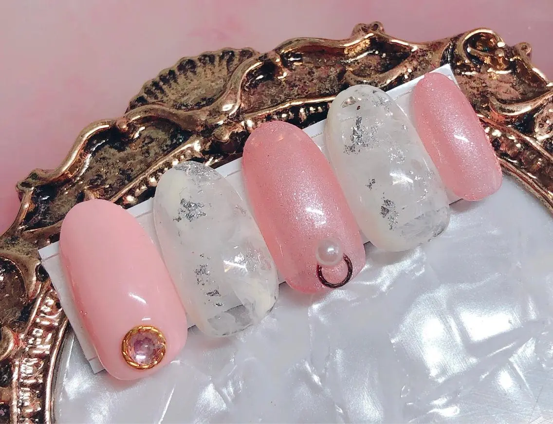 ネイル ハンドネイル CROWN プライベートサロンのネイルデザイン