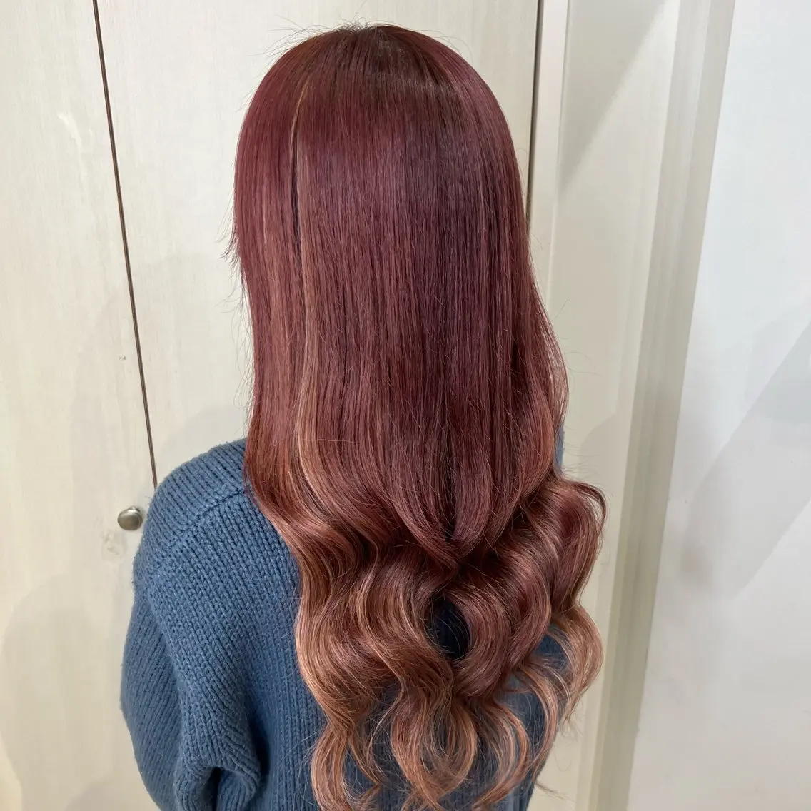 ロング シールエクステ エクステ ヘアカラー エクステ 🦋エクステ🦋 TOMOKAのヘアスタイル