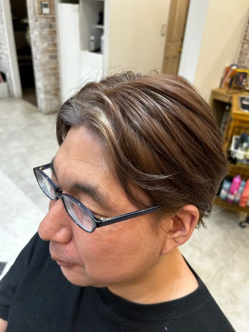 カラー ミストバング フェイスフレーミング ハイライトカラー 西郷 友菜のヘアスタイル