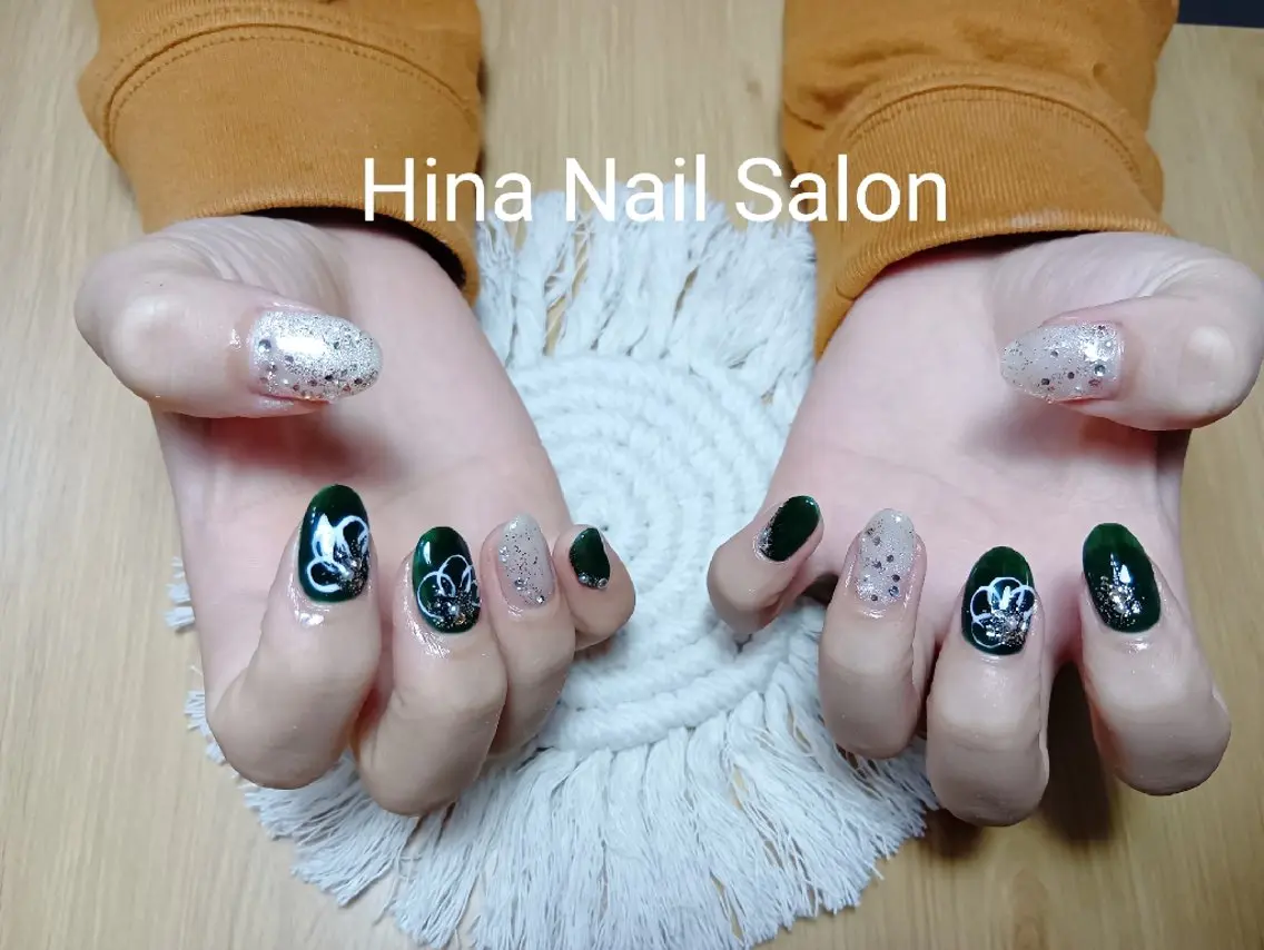 ネイル Hina ネイルサロンのネイルデザイン
