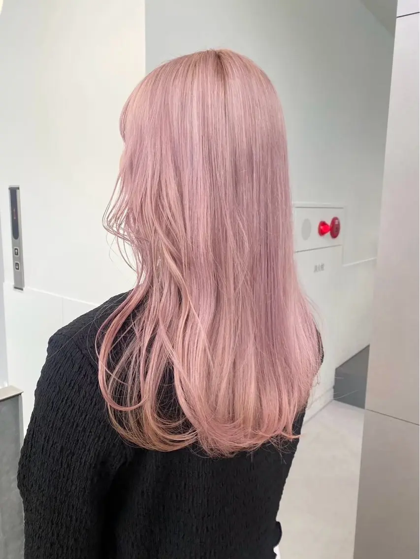カラー ピンクカラー ヘアカラー カラーモデル 🍬Sena🐩のヘアスタイル