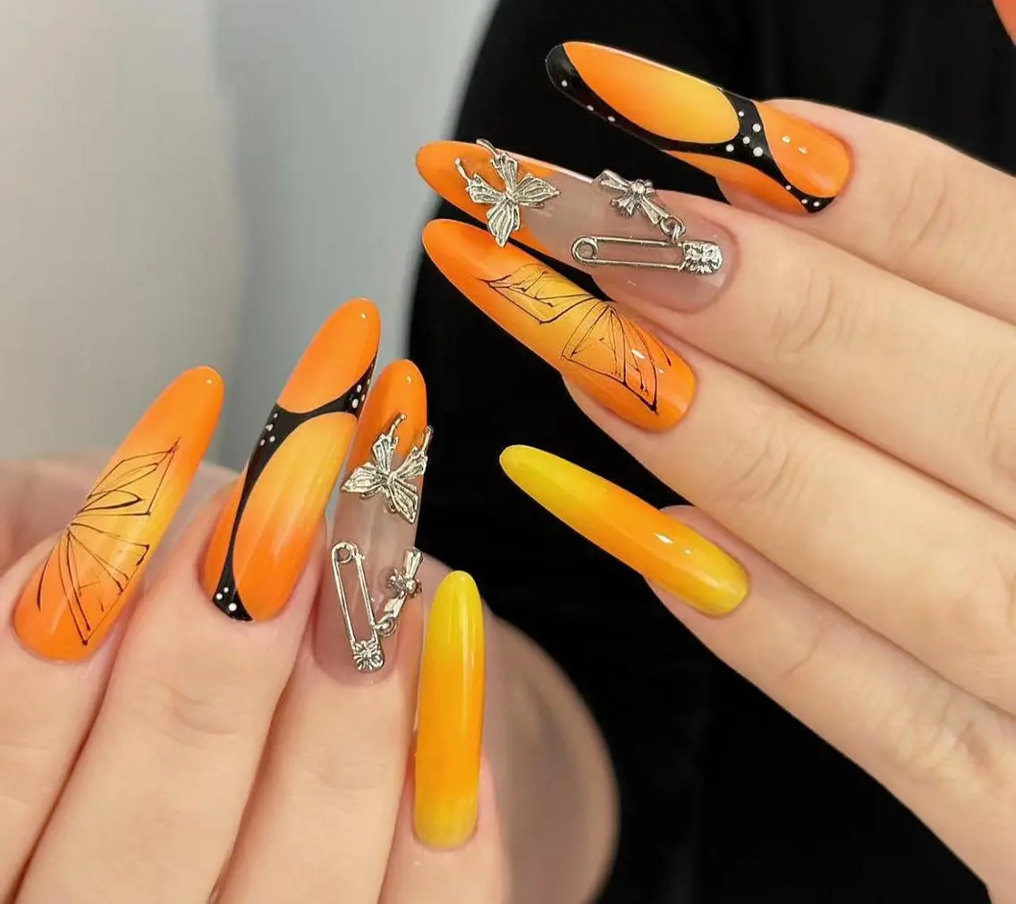 ネイル ハンドネイル 🎀 Ayaka_nailのネイルデザイン