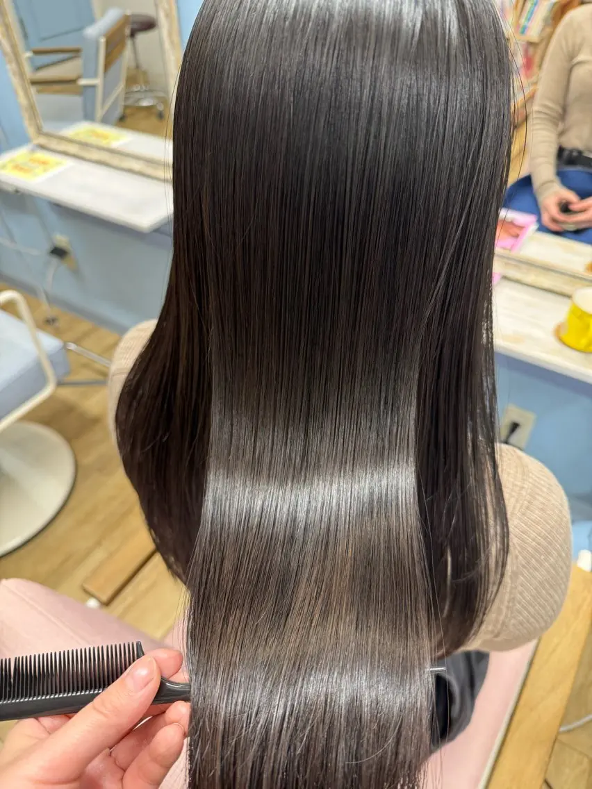 ロング 縮毛矯正 トリートメント かりん 🤍のヘアスタイル
