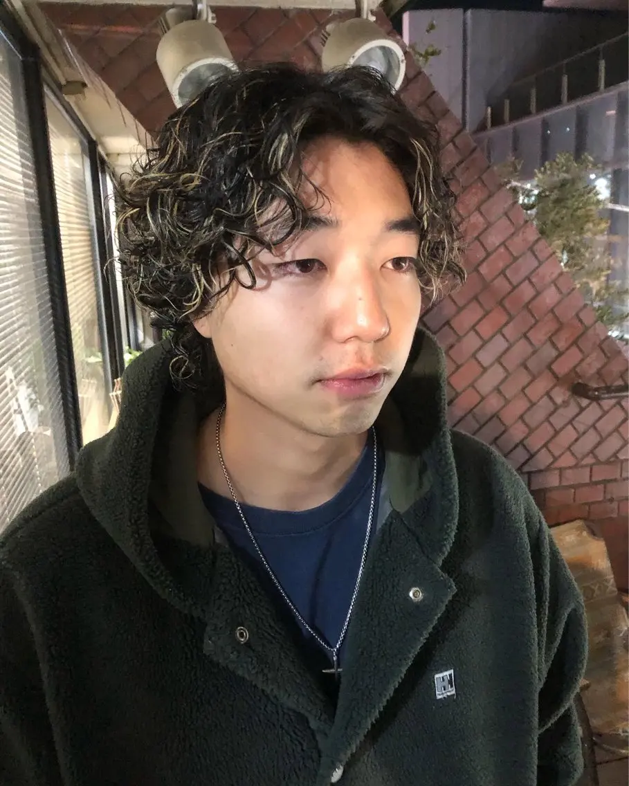 カラー パーマ ヘアアレンジ メンズ メンズメッシュ メンズパーマ メッシュ カット ヘアカラー トリートメント ヘアセット メンズ特化✂️栗原 侑也のヘアスタイル