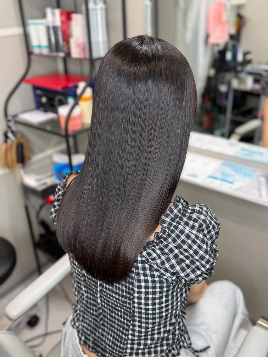 セミロング カラー 透明感カラー 髪質改善 ヘアカラー トリートメント 今井 勝也のヘアスタイル