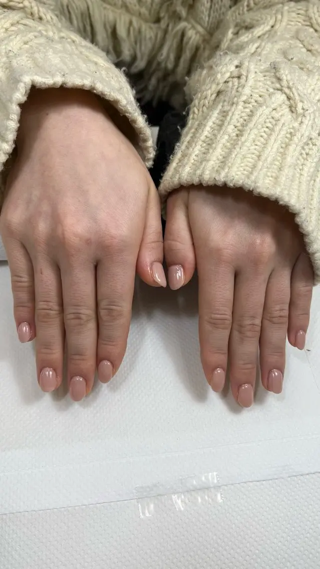ネイル 名越 彩花のネイルデザイン