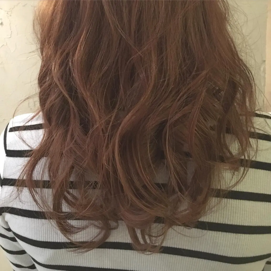 セミロング ロング カラー ベージュカラー ピンクカラー ピンクベージュ LoRE hair 四条河原町　西尾友里のヘアスタイル