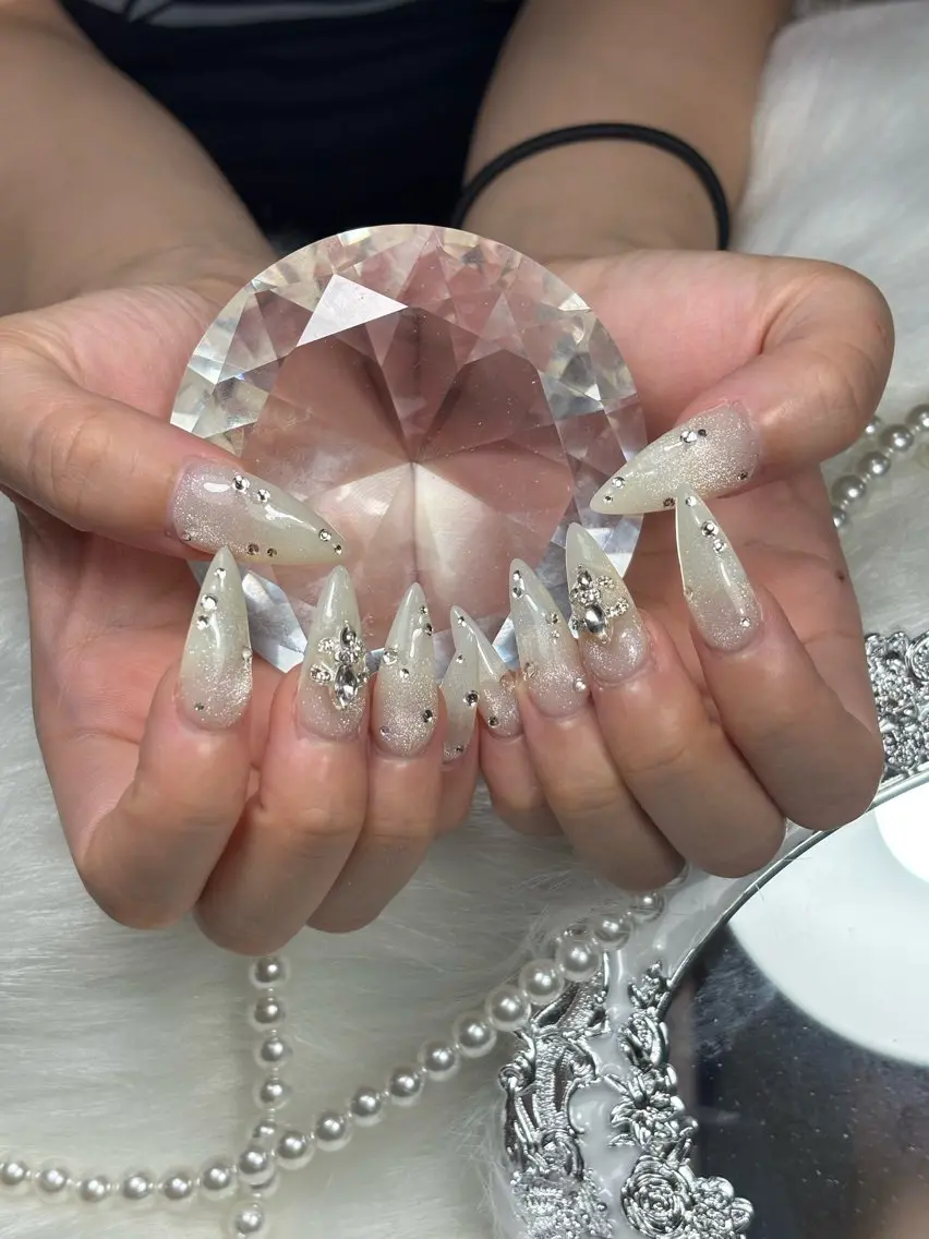 ネイル キラキラネイル 韓国ネイル マグネットネイル 夏ネイル ワンホンネイル ハンドネイル Sully Nail Labのネイルデザイン