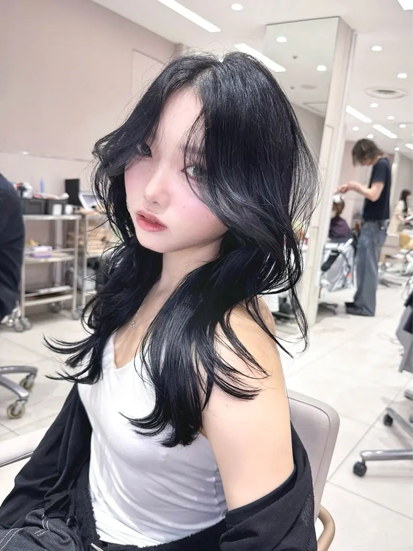 セミロング カラー カット ヘアカラー トリートメント ヘッドスパ ヘアセット 韓国ヘア/レイヤー/ 顔まわり/りょーとのヘアスタイル