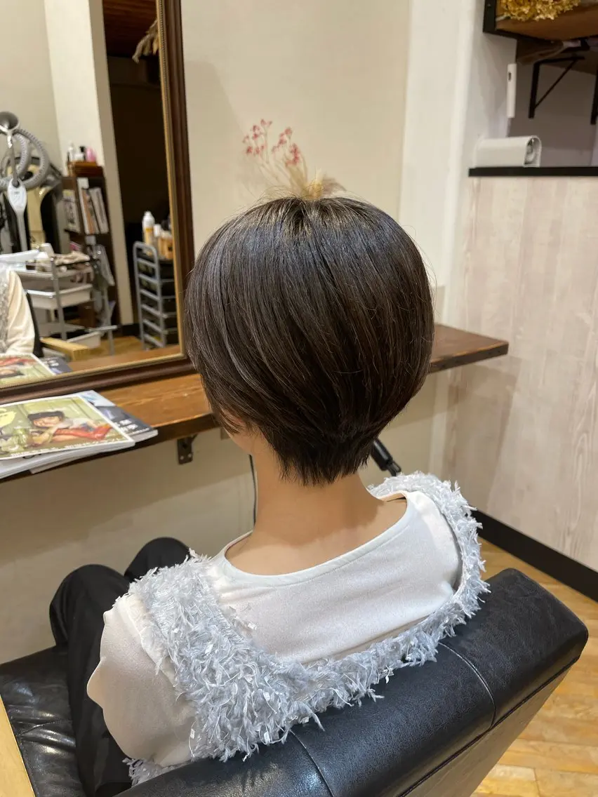 ショート カット 佐藤 海璃のヘアスタイル
