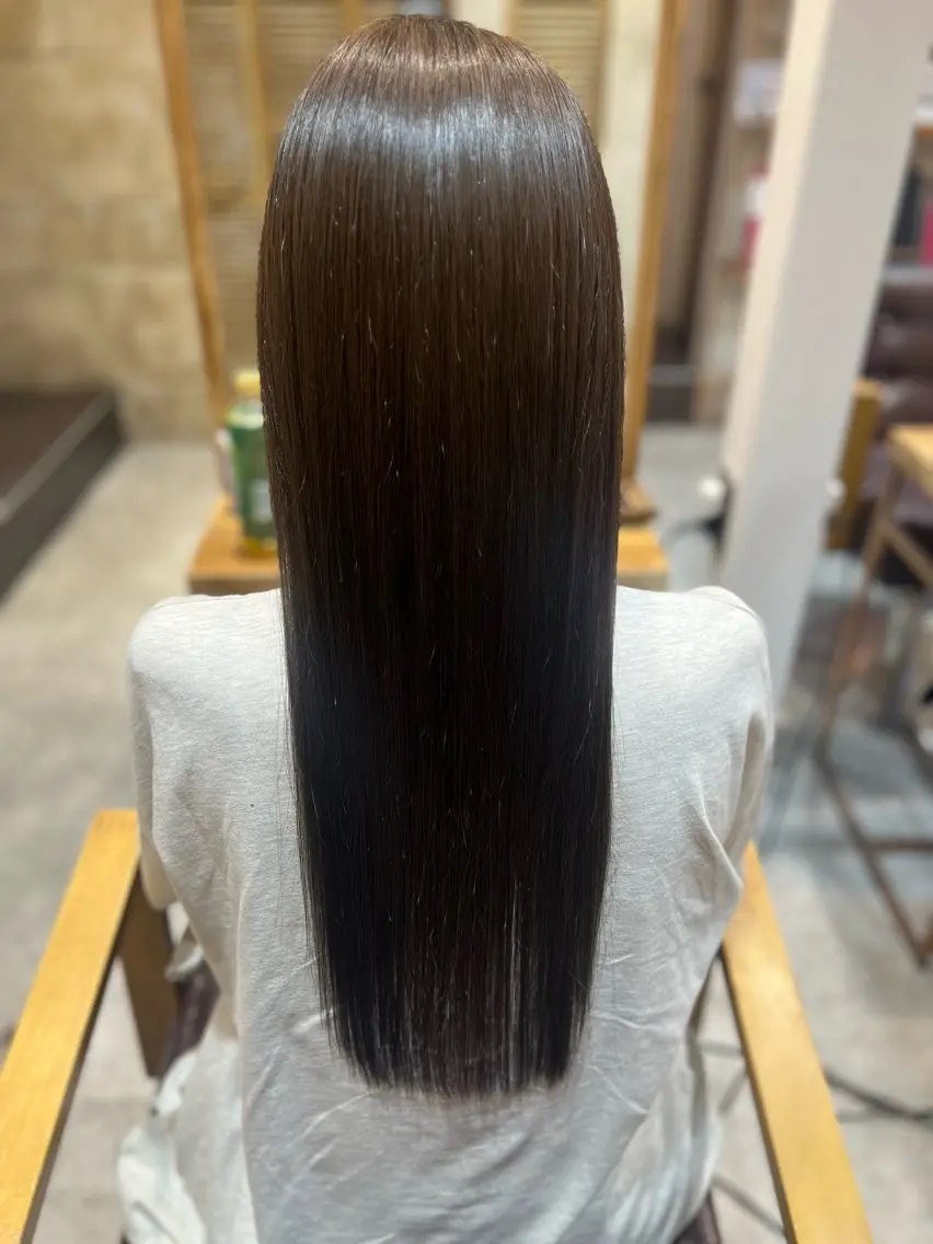 ロング カット 縮毛矯正 トリートメント 前井 正人のヘアスタイル