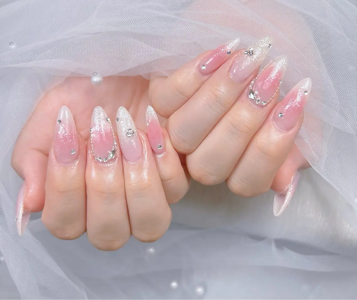 ネイル アートネイル オーロラネイル チークネイル 長さ出し フットネイル Miya _nailのネイルデザイン