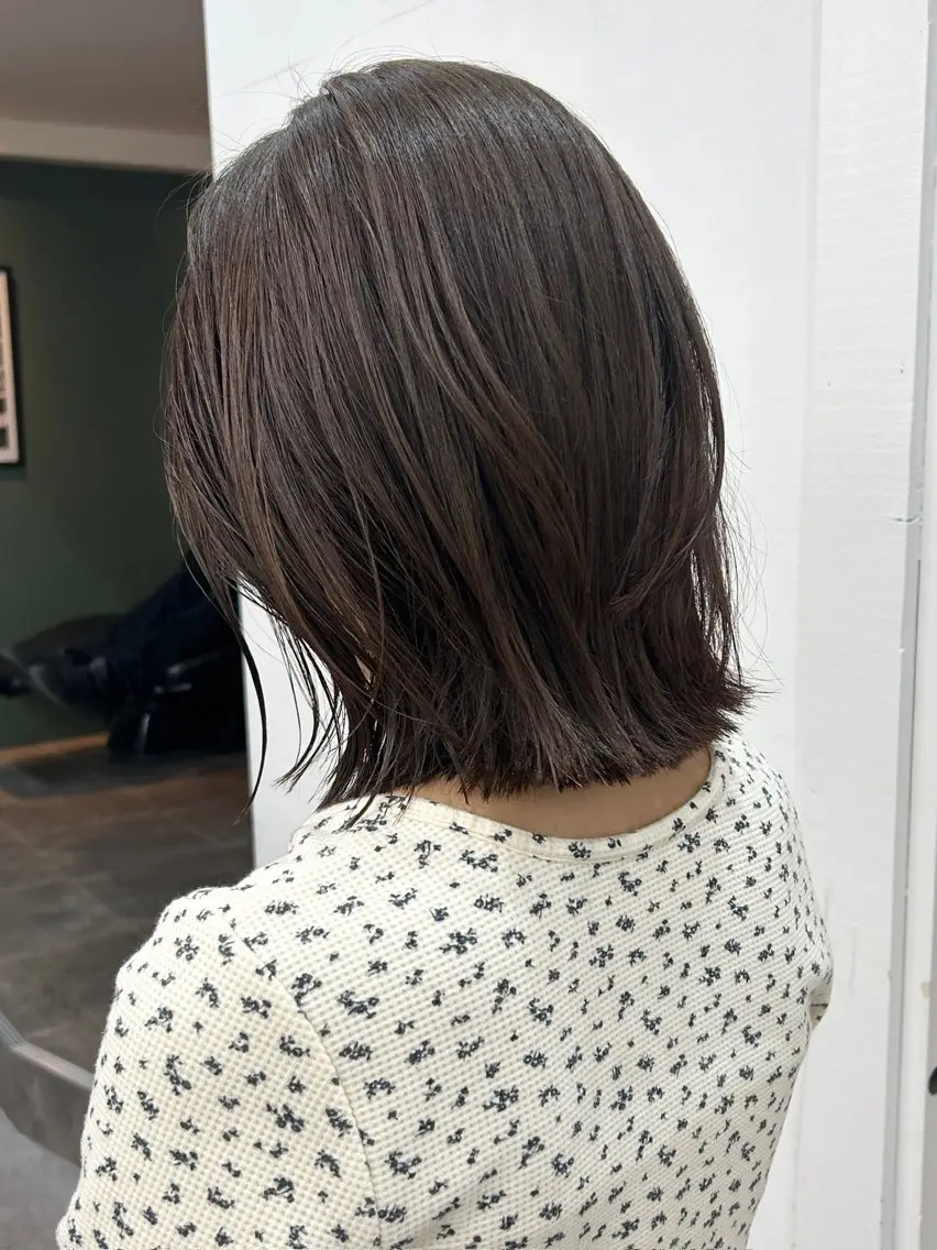 ミディアム カラー カット ヘアカラー トリートメント レイヤーボブ/ 艶カラー/サナ🌼のヘアスタイル