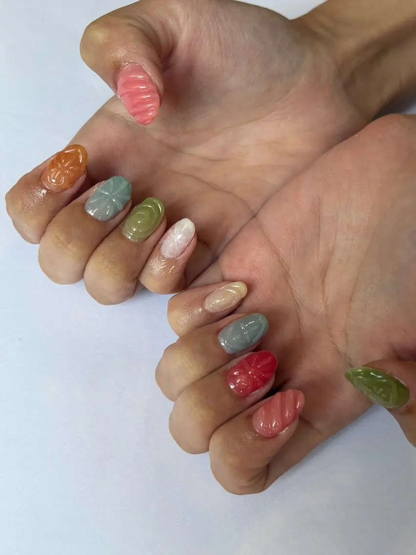 ネイル ハンドネイル 手描き🌸ニュアンス monny nailのネイルデザイン
