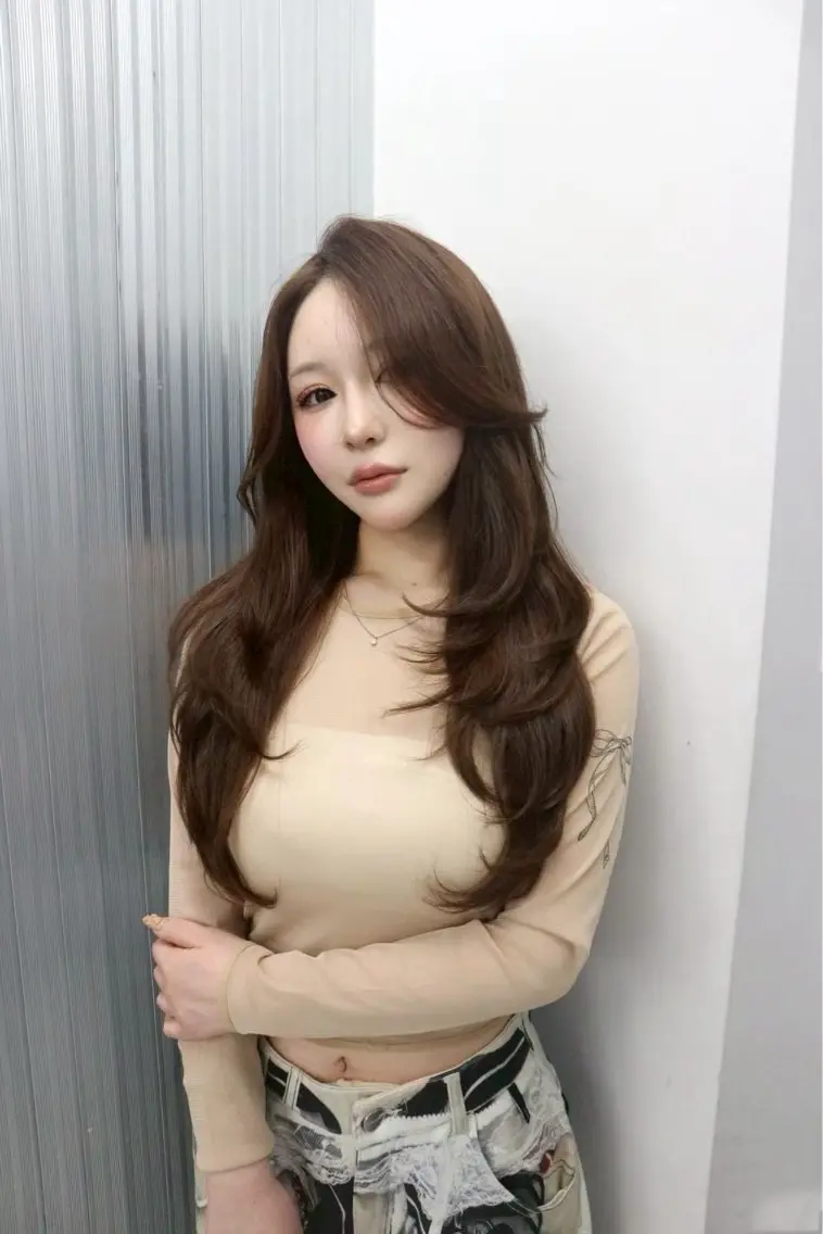 ロング ユウキ Yuukiのヘアスタイル
