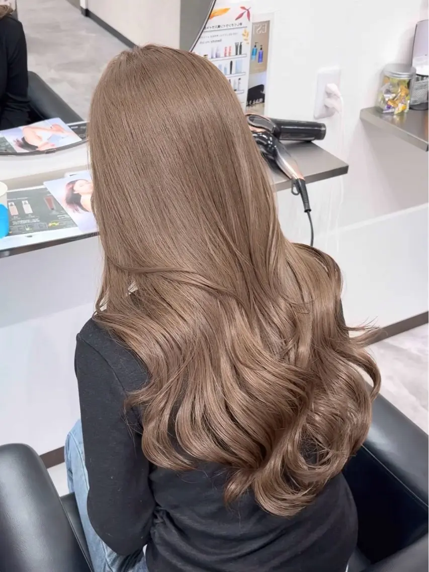 ロング ヘアカラー トリートメント 🖤JIN🖤久留米 ハイトーン 髪質改善のヘアスタイル