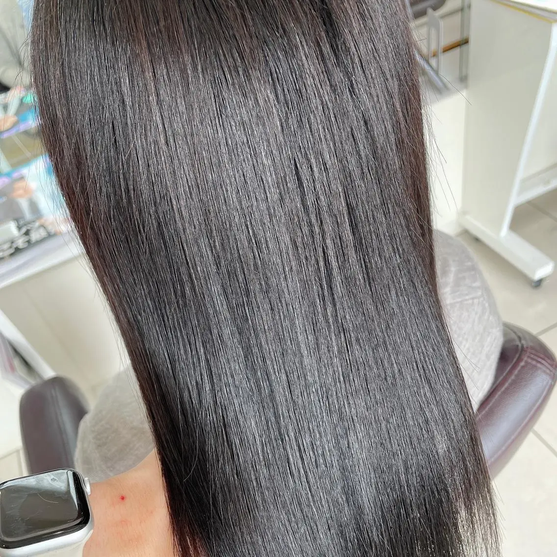 セミロング ショートショートボブ うるはのヘアスタイル