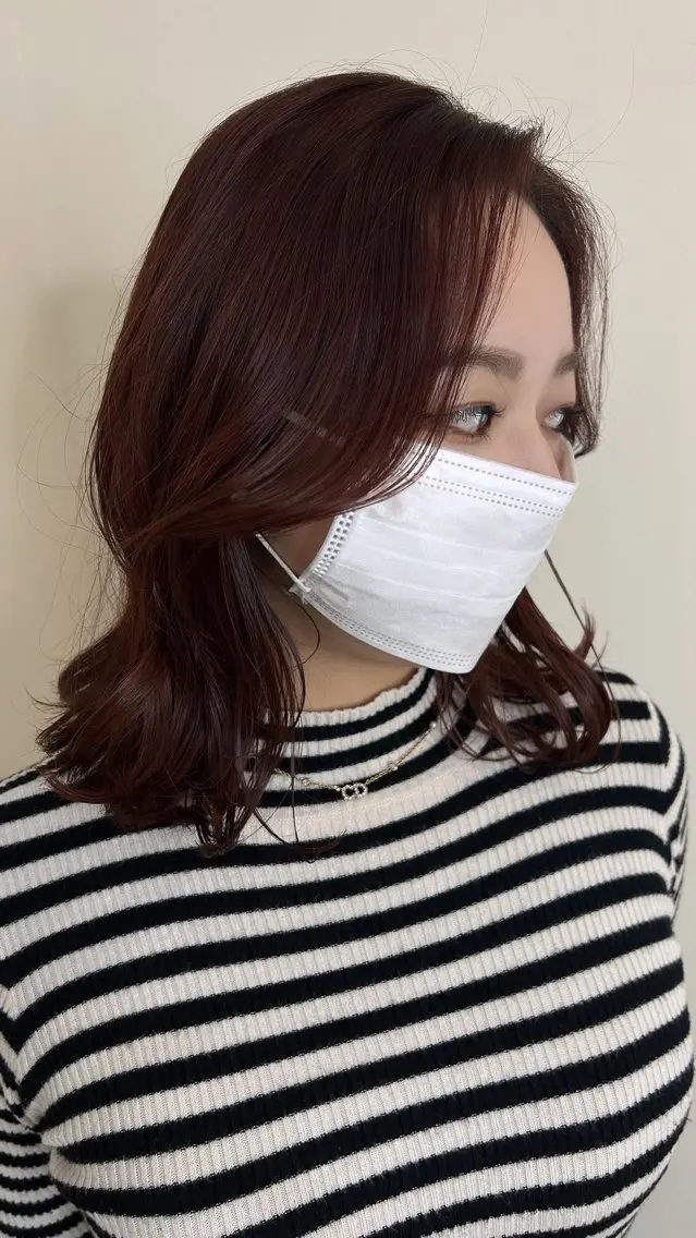 ミディアム カット 縮毛矯正 トリートメント 小澤 一稀のヘアスタイル