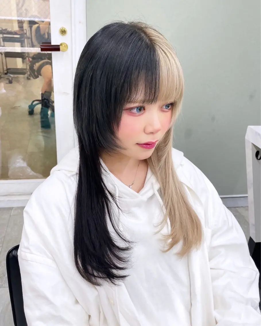 ロング カラー ヘアアレンジ プルエクステ エクステ ロング ウルフカット エクステ 🎀プルエクステ みまひかる🎀のヘアスタイル
