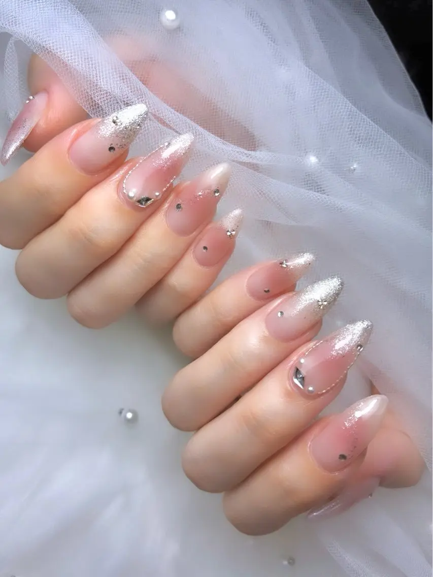 ネイル ハンドネイル salon Lisisのネイルデザイン