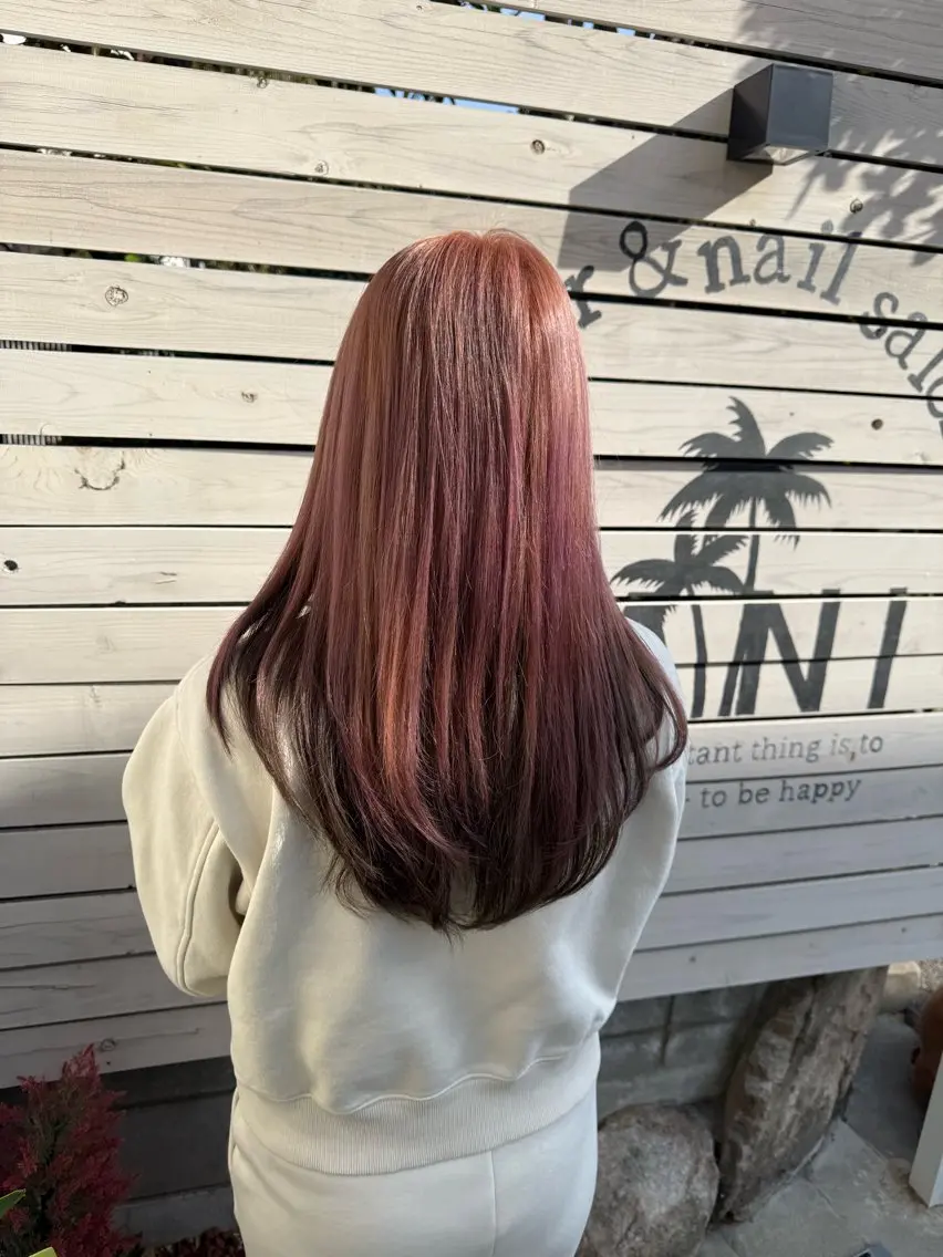 ロング LANI hair resortのヘアスタイル