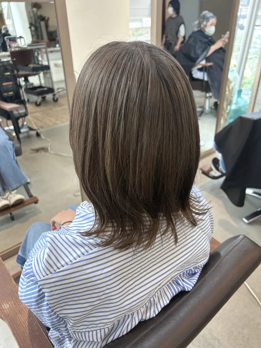 ミディアム カラー カット ヘアカラー 綿貫 美雪のヘアスタイル