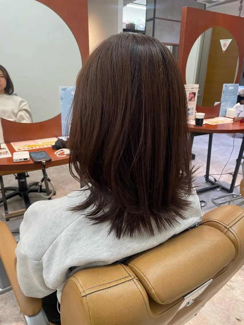ミディアム レイヤーカット 安藤萌栞 ／カットモデル募集のヘアスタイル