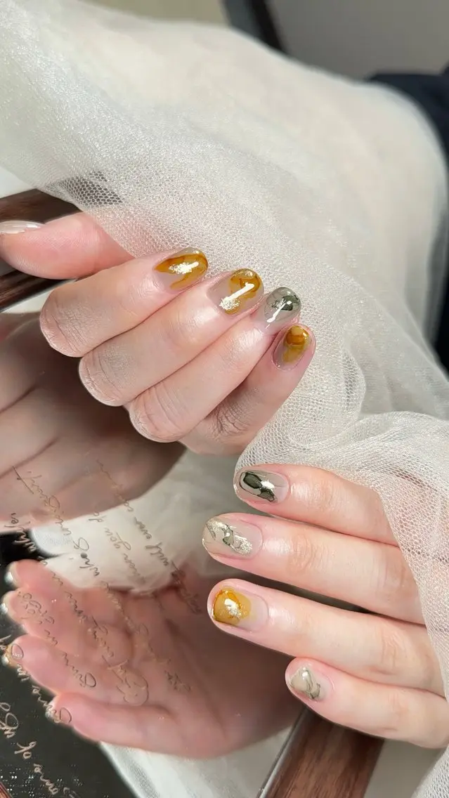 ネイル ハンドネイル YUMI ニュアンスnailsのネイルデザイン