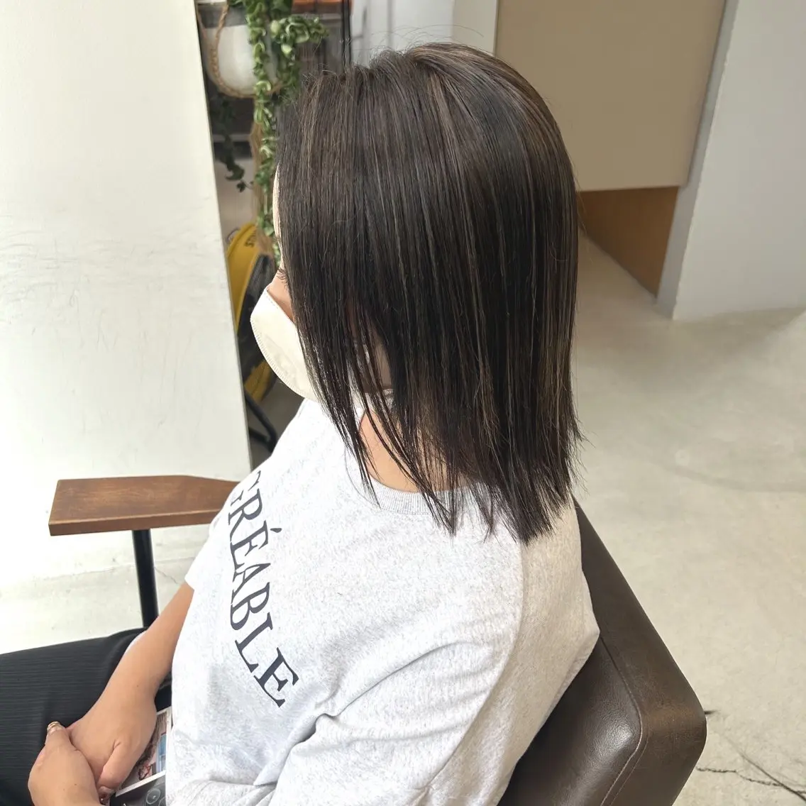 ミディアム カット ヘアカラー 綿貫 美雪のヘアスタイル