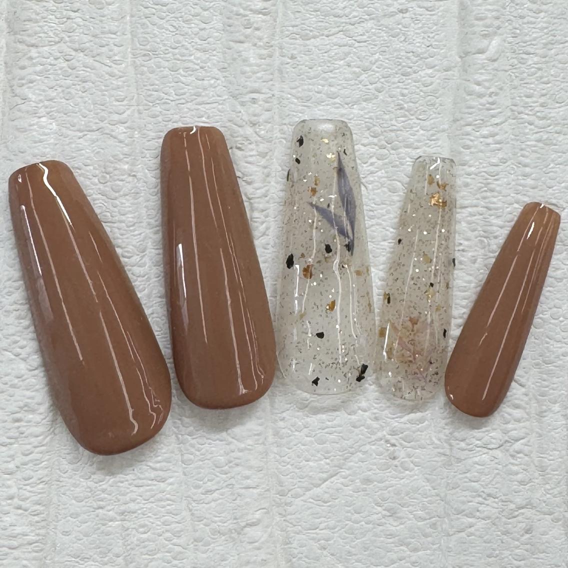 ネイル Nail salon Honey Beeのネイルデザイン