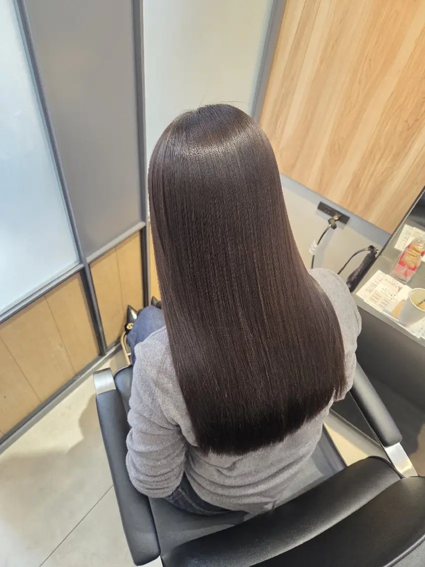 ロング 髪質改善 縮毛矯正 カット ヘアカラー 縮毛矯正 ioe三宮☀️ 髪質改善　梅澤健之のヘアスタイル
