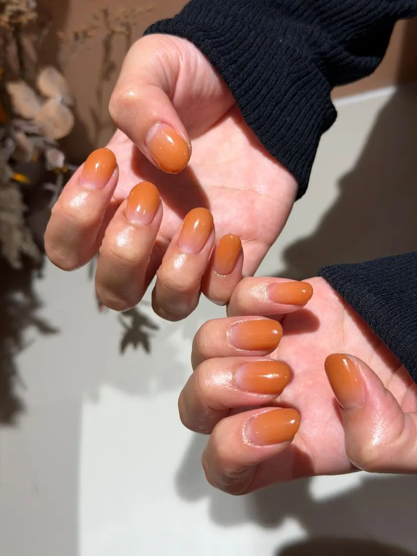ネイル グラデーション オレンジ ハンドネイル ハンドケア Allma Nailのネイルデザイン