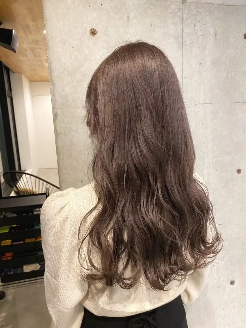 ロング ヘアカラー トリートメント ベージュカラー/新潟 カラー特化/落合優吾のヘアスタイル