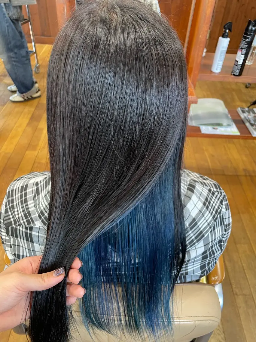 カラー インナーカラー 林 瑠唯のヘアスタイル