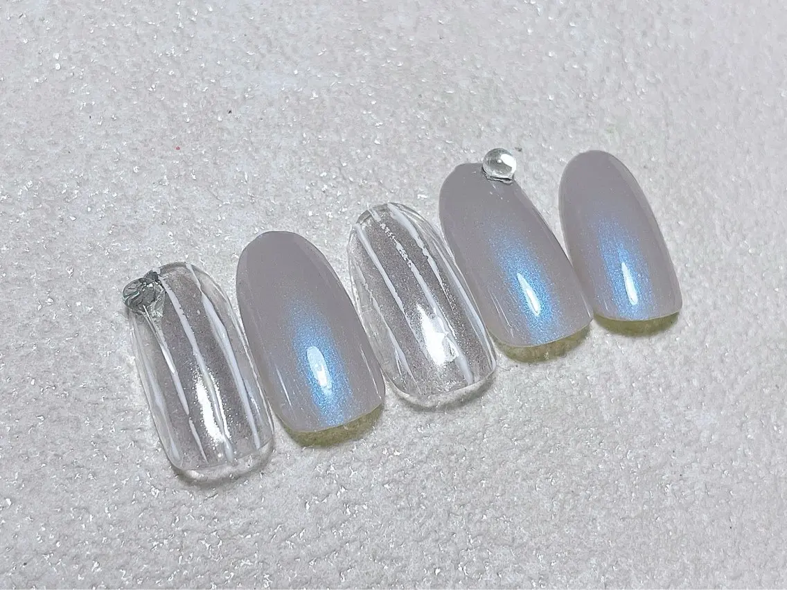 ネイル オーロラネイル フラワーネイル フットネイル フレンチネイル ジェルネイル ハンドネイル mogunail &blowのネイルデザイン